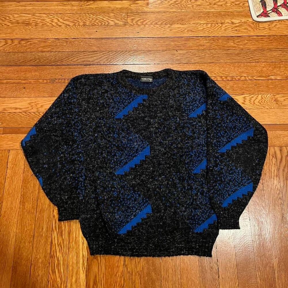 Vintage USA made patterned sweater‎